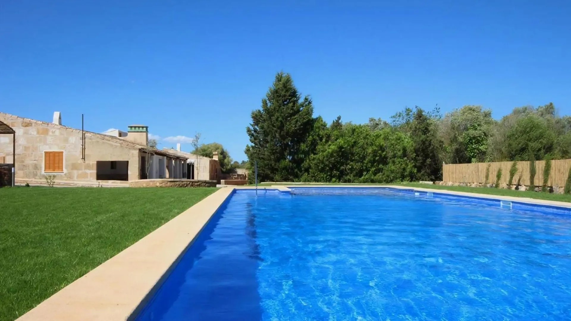 アパート Ferienwohnung In Campos Mit Grill Und Garten スペイン